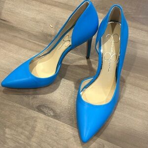Jessica Simpson pumps 7.5